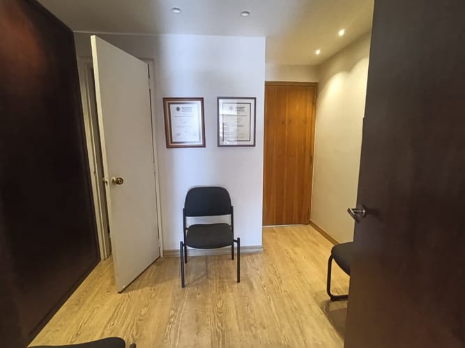 Oficina en arriendo en El Poblado, Medellín, 100 m² · foto 9 de 13