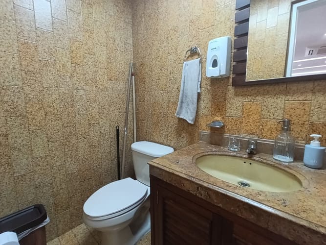 Oficina en arriendo en El Poblado, Medellín, 100 m² · foto 13 de 13