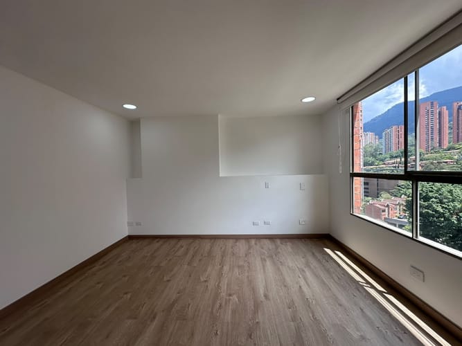 Apartamento de 3 alcobas en venta en El Poblado, Medellín, 160 m² · foto 11 de 18