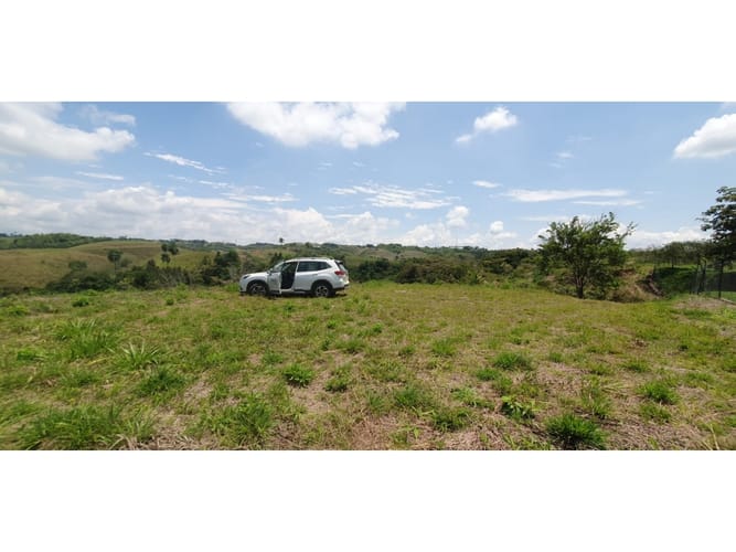 Lote en venta en Cerritos, Pereira, 11027 m² · foto 6 de 12