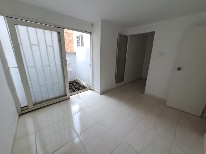 Apartamento de 4 alcobas en arriendo en Belén San Bernardo, Medellín, 75 m² · foto 13 de 17