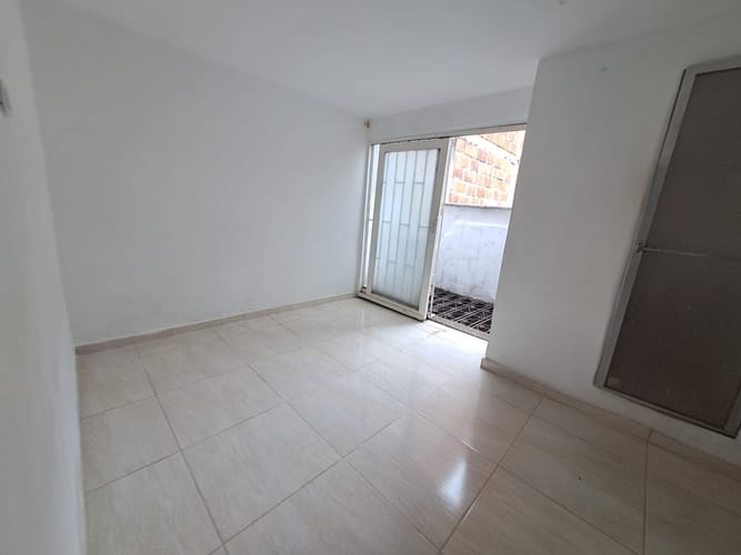 Apartamento de 4 alcobas en arriendo en Belén San Bernardo, Medellín, 75 m² · foto 12 de 17