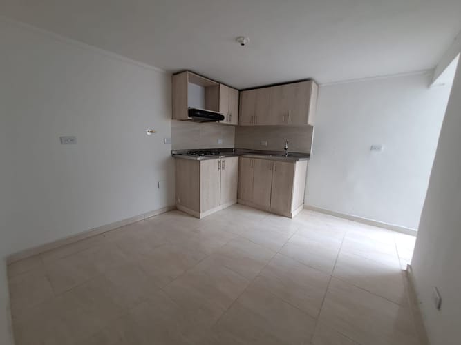 Apartamento de 4 alcobas en arriendo en Belén San Bernardo, Medellín, 75 m² · foto 4 de 17