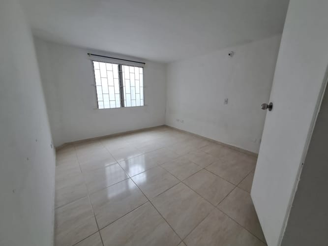Apartamento de 4 alcobas en arriendo en Belén San Bernardo, Medellín, 75 m² · foto 7 de 17