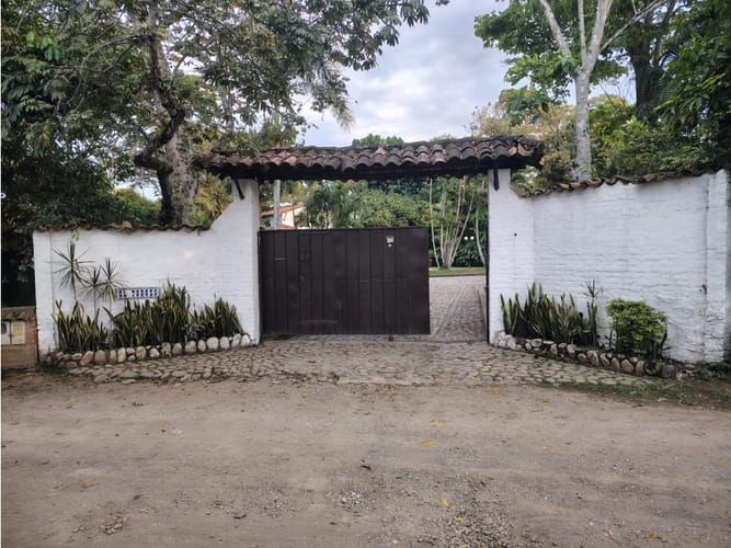 Casa de 6 alcobas en venta en Cachipay, Cali, 846 m² · foto 2 de 19