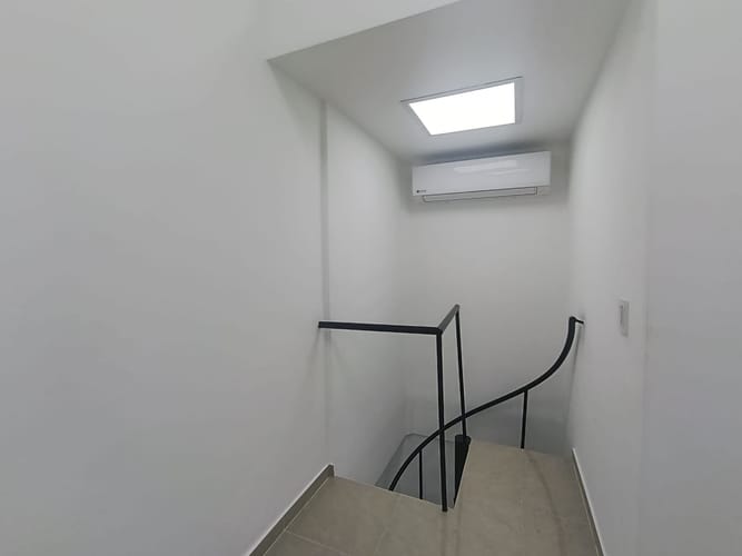 Local en arriendo en El Poblado, Medellín, 36 m² · foto 8 de 9