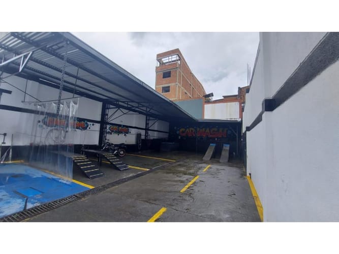 Edificio en venta en Berlin, Pereira, 440 m² · foto 5 de 9