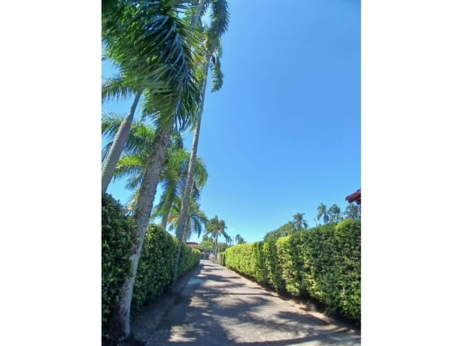 Casa de 4 alcobas en venta en Cerritos, Pereira, 850 m² · foto 4 de 24