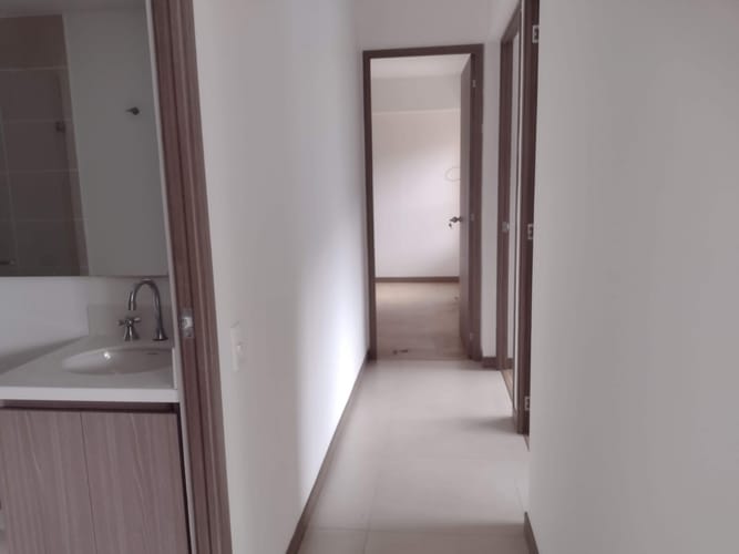 Apartamento de 3 alcobas en arriendo en Asdesillas, Sabaneta, 80 m² · foto 9 de 15