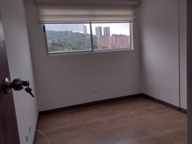 Apartamento de 3 alcobas en arriendo en Asdesillas, Sabaneta, 80 m² · foto 13 de 15