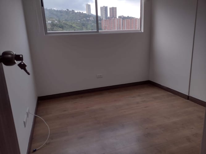 Apartamento de 3 alcobas en arriendo en Asdesillas, Sabaneta, 80 m² · foto 6 de 15