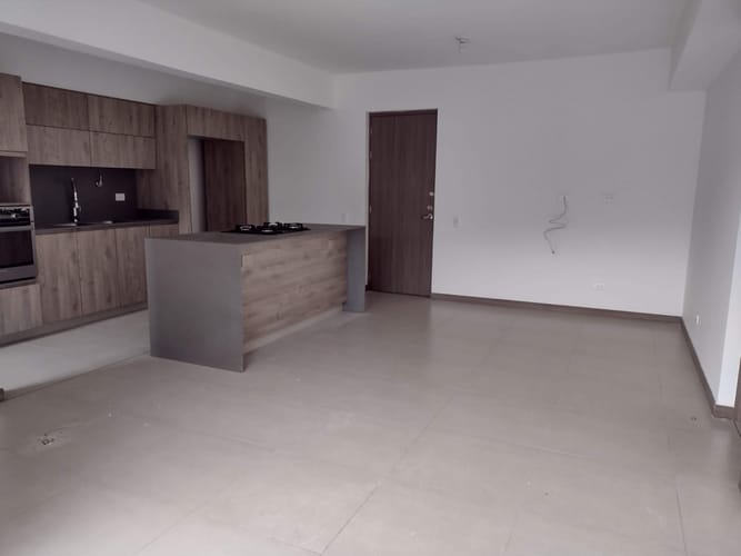 Apartamento de 3 alcobas en arriendo en Asdesillas, Sabaneta, 80 m² · foto 2 de 15