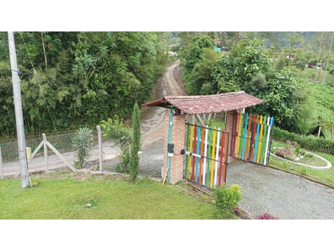 Finca en venta en La Florida, Pereira, 156 m² · foto 2 de 24