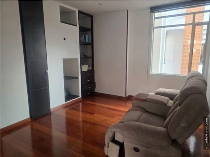 Apartamento de 2 alcobas en arriendo en Santa Barbara Central, Bogotá, 138 m² · foto 13 de 16