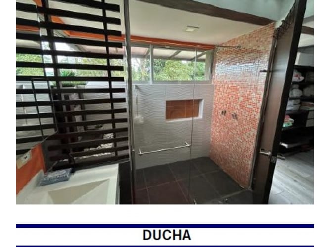 Casa de 7 alcobas en venta en Tribunas Corcega, Pereira, 553 m² · foto 21 de 24