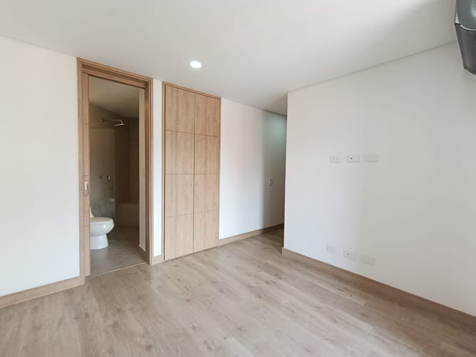 Apartamento de 2 alcobas en arriendo en Laureles, Medellín, 90 m² · foto 13 de 13