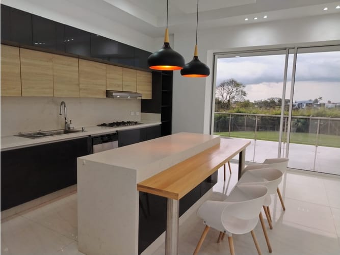 Casa de 4 alcobas en venta en Tribunas Corcega, Pereira, 576 m² · foto 16 de 24