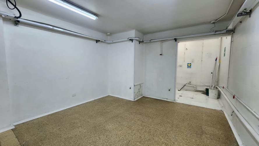 Local en arriendo en El Poblado, Medellín, 60 m² · foto 5 de 9