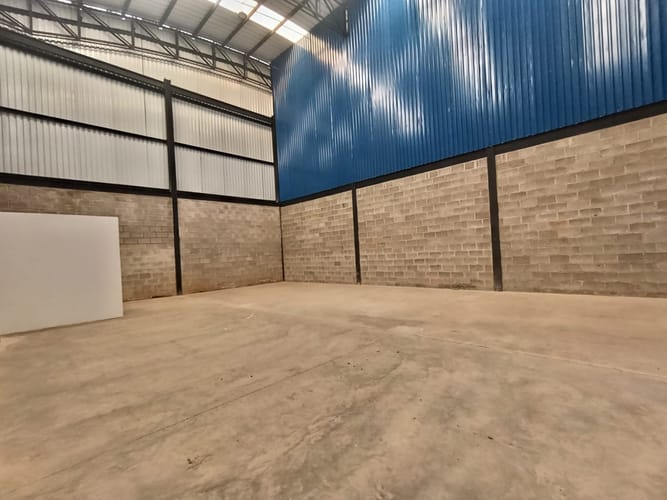 Bodega en arriendo en La Industrial, Marinilla, 200 m² · foto 8 de 10