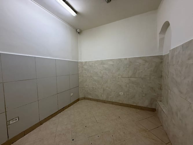 Local en arriendo en Boston, Medellín, 50 m² · foto 18 de 20