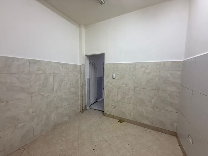 Local en arriendo en Boston, Medellín, 50 m² · foto 19 de 20