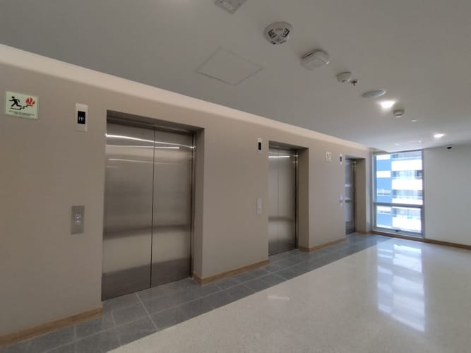 Consultorio en arriendo en El Poblado, Medellín, 40 m² · foto 7 de 9