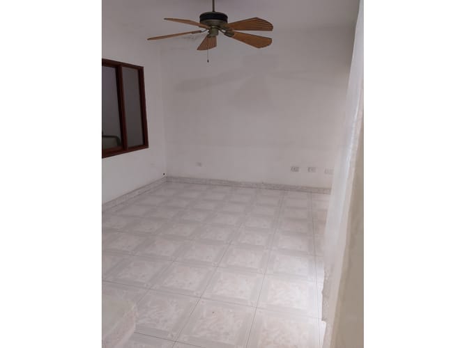 Casa de 8 alcobas en venta en La Esmeralda, Jamundí, 100 m² · foto 8 de 17
