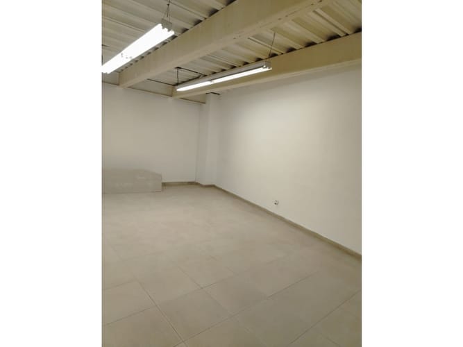 Local en arriendo en Central, Pereira, 160 m² · foto 4 de 9
