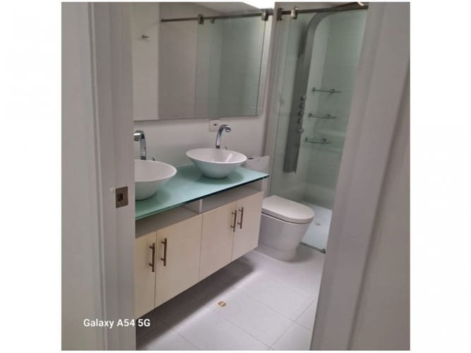 Casa de 3 alcobas en venta en Montessori, Envigado, 265 m² · foto 6 de 18