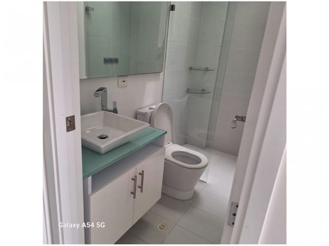 Casa de 3 alcobas en venta en Montessori, Envigado, 265 m² · foto 10 de 18