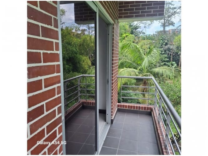 Casa de 3 alcobas en venta en Montessori, Envigado, 265 m² · foto 12 de 18