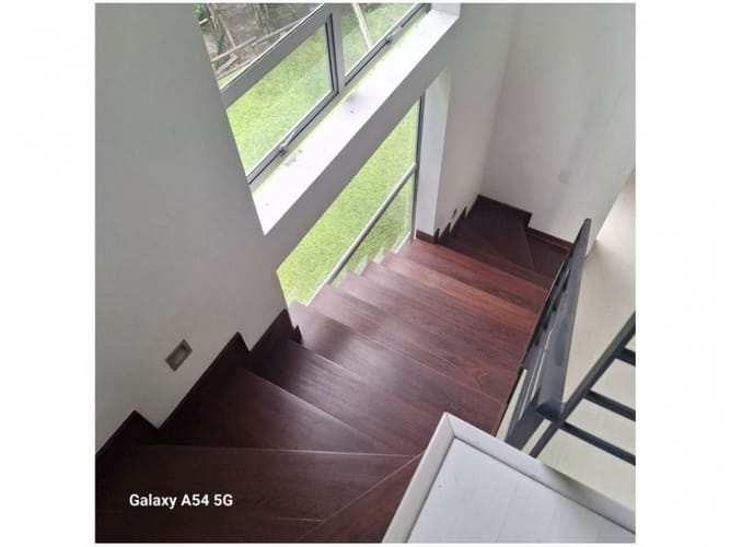 Casa de 3 alcobas en venta en Montessori, Envigado, 265 m² · foto 13 de 18