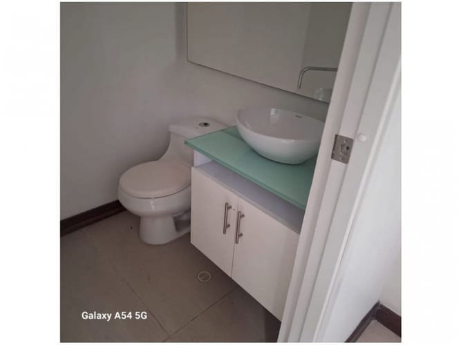 Casa de 3 alcobas en venta en Montessori, Envigado, 265 m² · foto 14 de 18