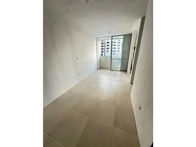 Apartamento de 3 alcobas en venta en Morelia, Pereira, 50 m² · foto 2 de 11