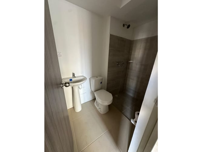 Apartamento de 3 alcobas en venta en Morelia, Pereira, 50 m² · foto 9 de 11