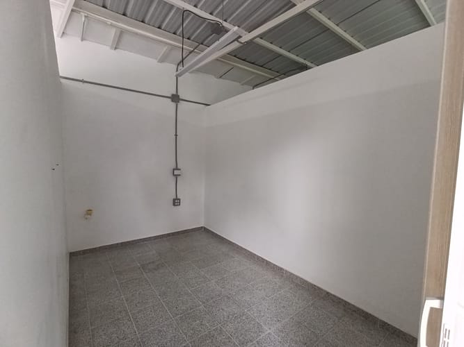Local en arriendo en Belén, Medellín, 90 m² · foto 7 de 18