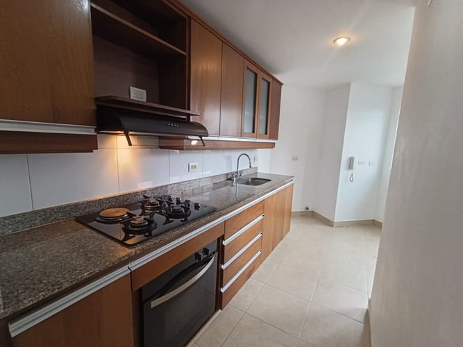 Apartamento de 3 alcobas en arriendo en Laureles, Medellín, 115 m² · foto 3 de 20