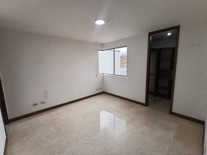 Apartamento de 3 alcobas en arriendo en Laureles, Medellín, 115 m² · foto 14 de 20