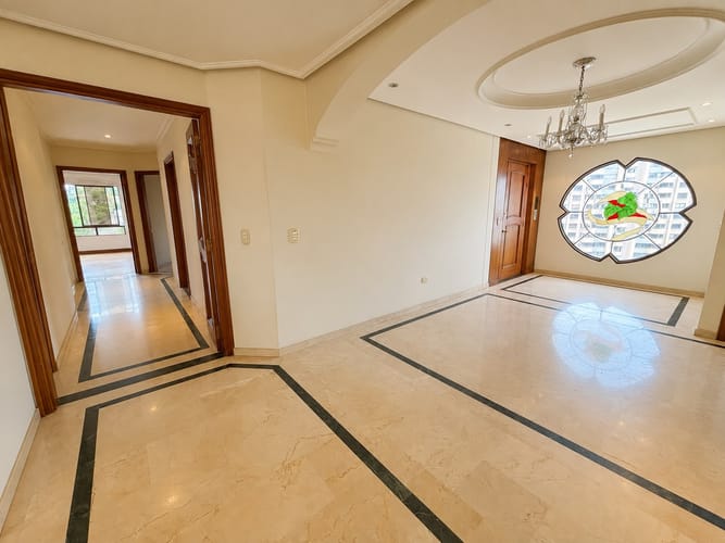 Apartamento de 3 alcobas en arriendo en El Poblado, Medellín, 208 m² · foto 6 de 20