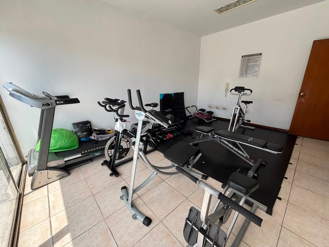 Apartamento de 3 alcobas en arriendo en El Poblado, Medellín, 208 m² · foto 7 de 20