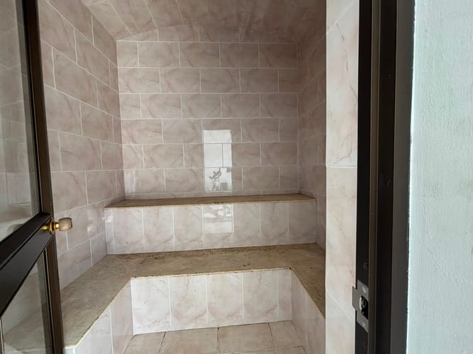 Apartamento de 3 alcobas en arriendo en El Poblado, Medellín, 208 m² · foto 8 de 20