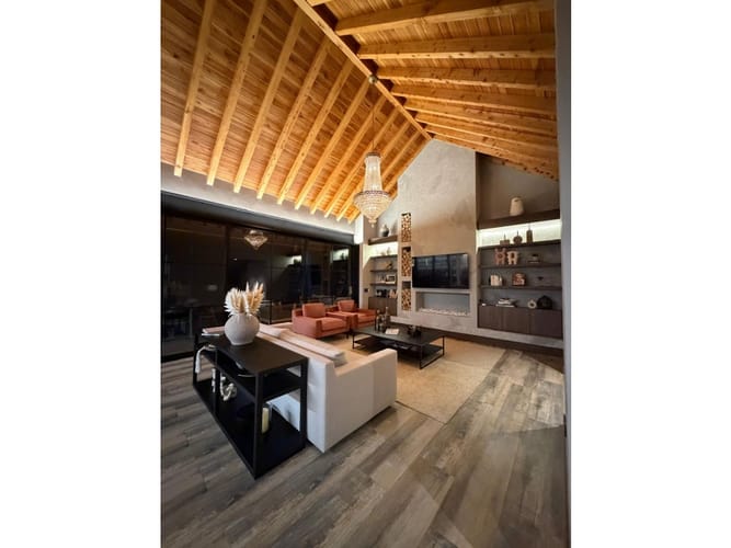 Casa de 4 alcobas en venta en Llano Grande, Rionegro, 370 m² · foto 9 de 24