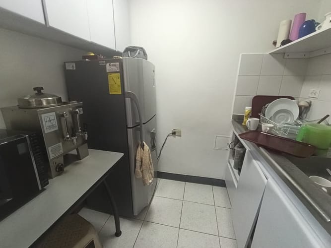 Oficina en arriendo en Las Lomas, Medellín, 291 m² · foto 19 de 20