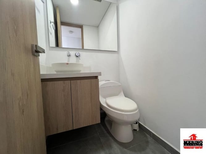 Apartamento de 3 alcobas en arriendo en Las Palmas, Medellín, 95 m² · foto 6 de 14