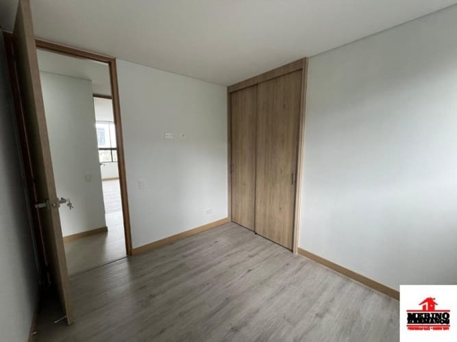 Apartamento de 3 alcobas en arriendo en Las Palmas, Medellín, 95 m² · foto 8 de 14