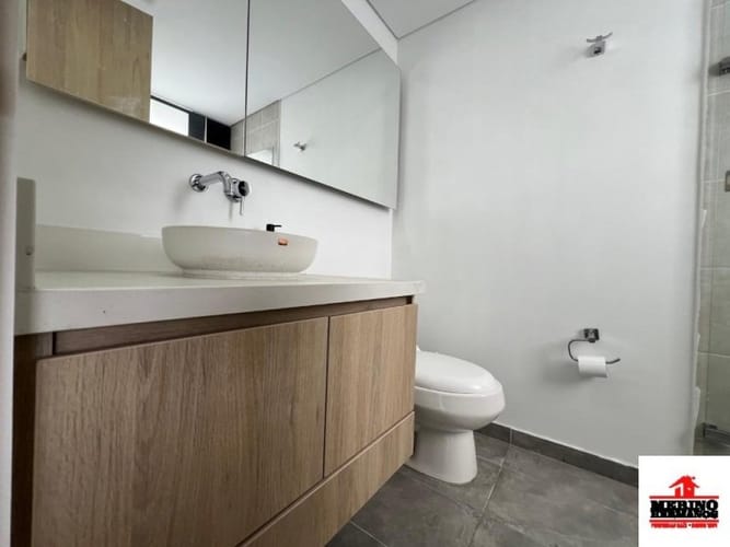 Apartamento de 3 alcobas en arriendo en Las Palmas, Medellín, 95 m² · foto 12 de 14