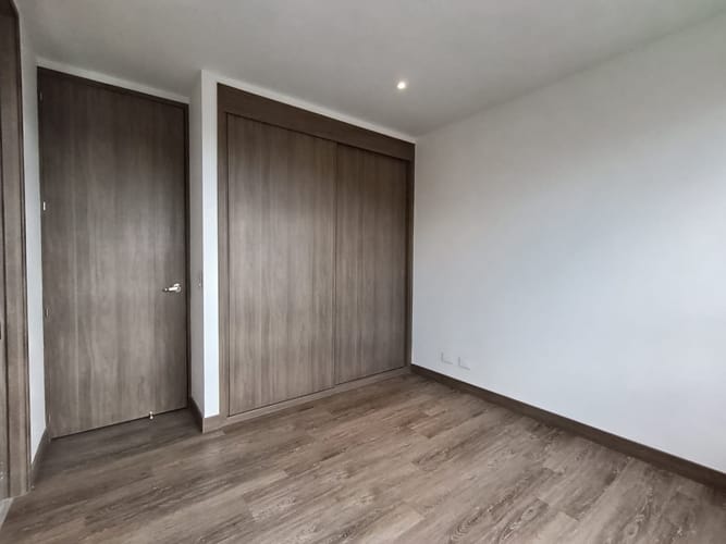 Apartamento de 2 alcobas en arriendo en El Poblado, Medellín, 106 m² · foto 10 de 15