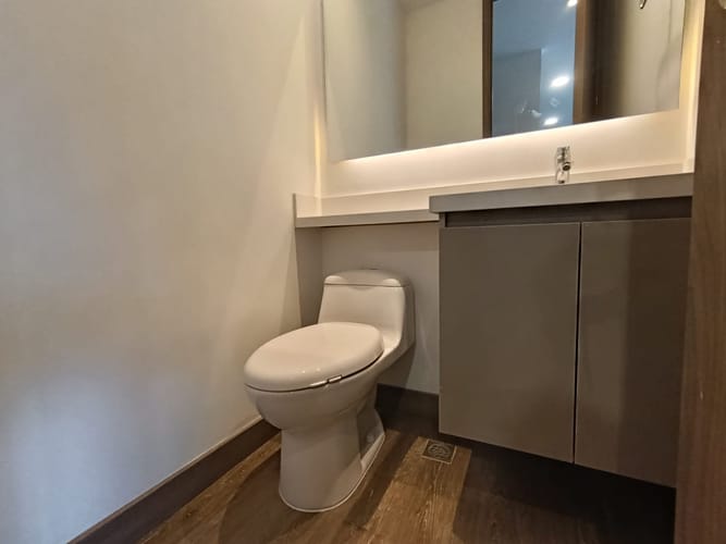 Apartamento de 2 alcobas en arriendo en El Poblado, Medellín, 106 m² · foto 12 de 15