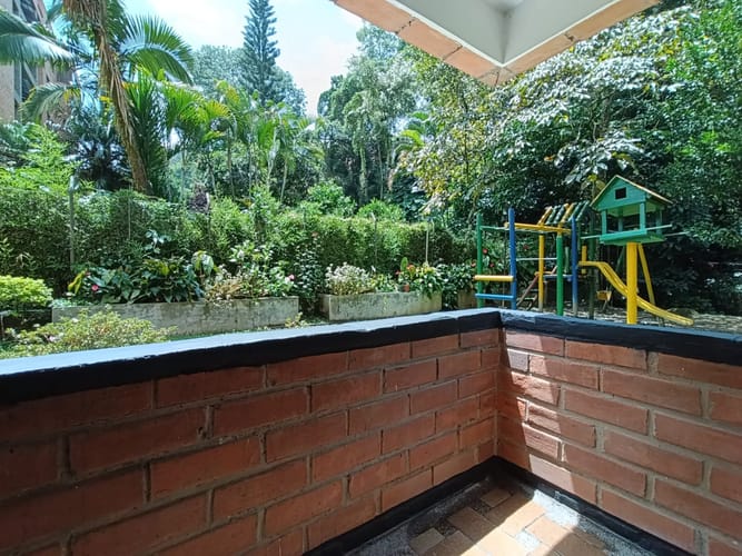 Apartamento de 3 alcobas en arriendo en El Poblado, Medellín, 124 m² · foto 12 de 15