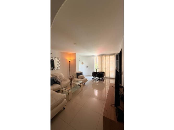 Apartamento de 3 alcobas en venta en Calasanz, Medellín, 80 m² · foto 5 de 10